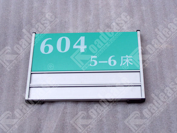 sign photo